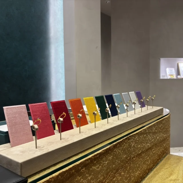 【着る資産】40代の賢い選択！娘に継ぐ誕生石ジュエリー計画を_1_10