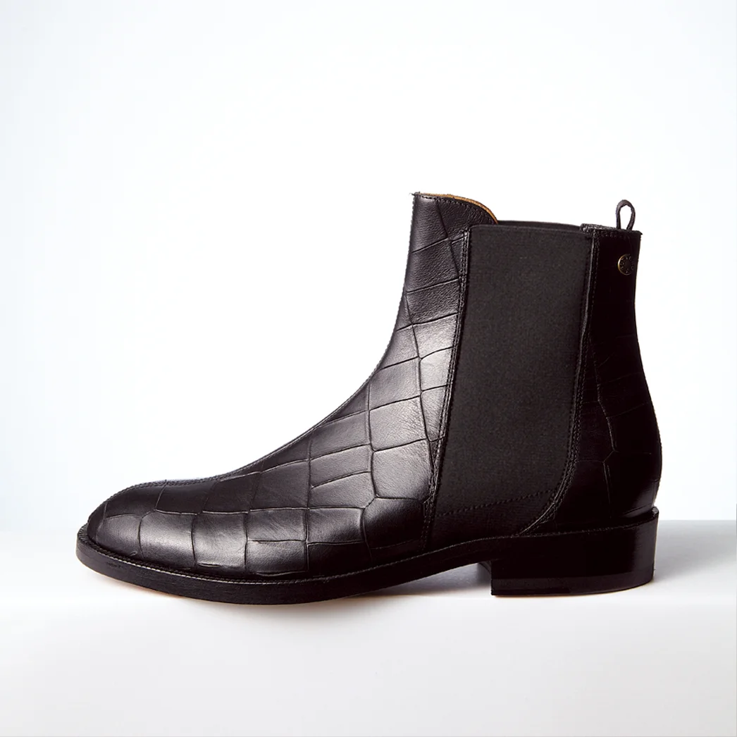 「男前ショート」ブーツは、上質素材と美シルエットで大人の品格をアピール_2_3