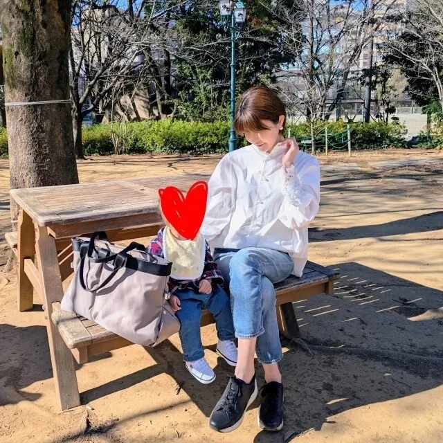 40代の白シャツ、悩まない！ 今っぽく洗練される選び方と大人フェミニンな着こなし_1_11