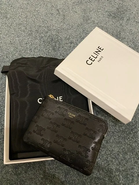 セリーヌ CELINE 財布 多機能 - 財布