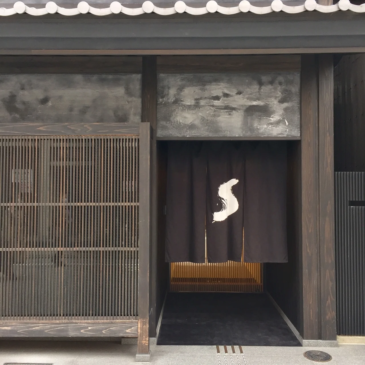 絶好のロケーションにたたずむ美しき京都の宿、THE SHINMONZEN【40代