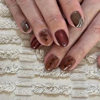 上品で華やぐ冬ネイル８選。40代に似合う大人ネイル【40代美容】_1_15-1