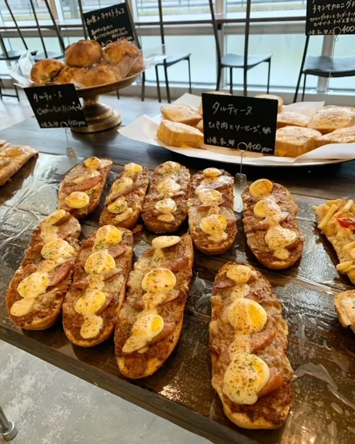 福岡ベーカリー　BAKERY &amp; CHANDELIER Eccentric