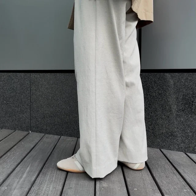 【adidas Tokyo】小柄でもバランス良く履けるニュアンスカラーのスニーカー!_1_6-2