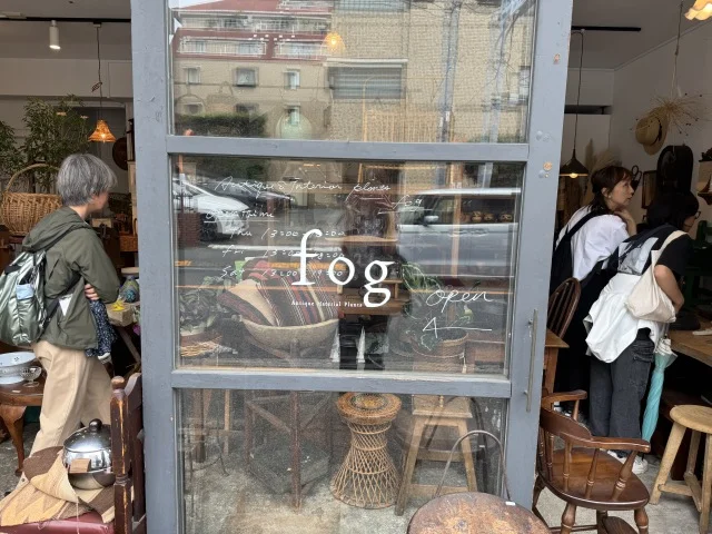 吉祥寺のヴィンテージショップ「fog」で出会った美しい什器と空間_1_2-1