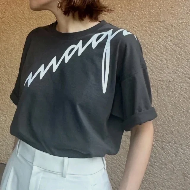 人気ブランドで見つけた！ 大人に似合うロゴＴシャツ４選＆着こなし術_1_8-1
