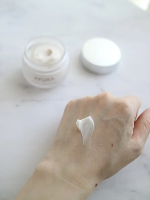 【AYURA】大人のゆらぎに向き合う、芽吹きのスキンケア。_1_7