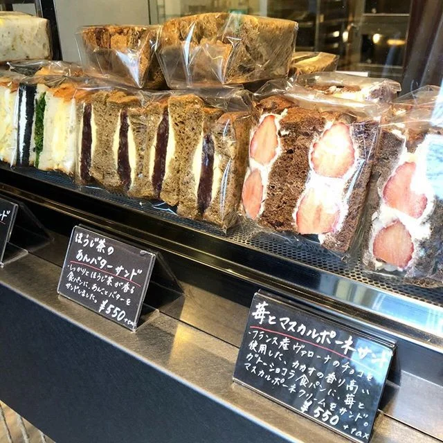 1日の始まりを幸せに。乃木坂にある『Viking Bakery F』でほうじ茶のあんバターサンドイッチを堪能！_1_3
