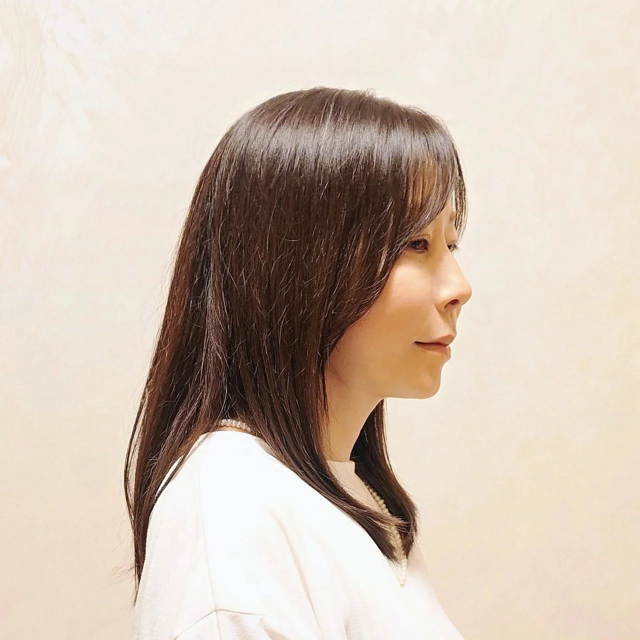 後ろから見た人気ロングヘアスタイル９位