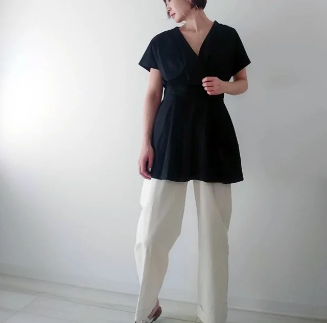 【ZARA】ブラックシャツで魅せる40代夏のモノトーンコーデ_1_2