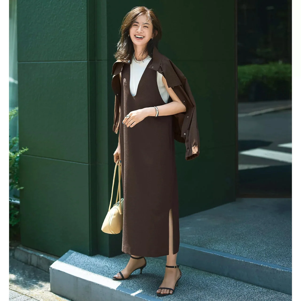 モデルの高垣麗子さんとのコラボのワンピース　茶色