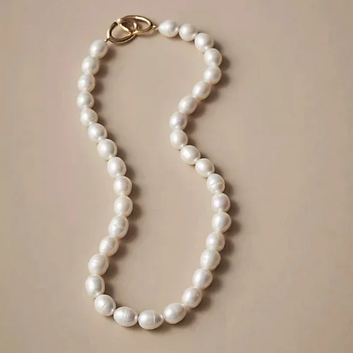 ジューカトル　淡水パールネックレス