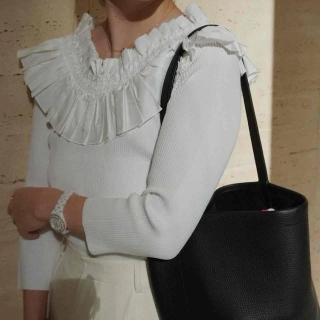 ユナイテッドアローズ「ギャザーオフショルダー七分袖ニット」