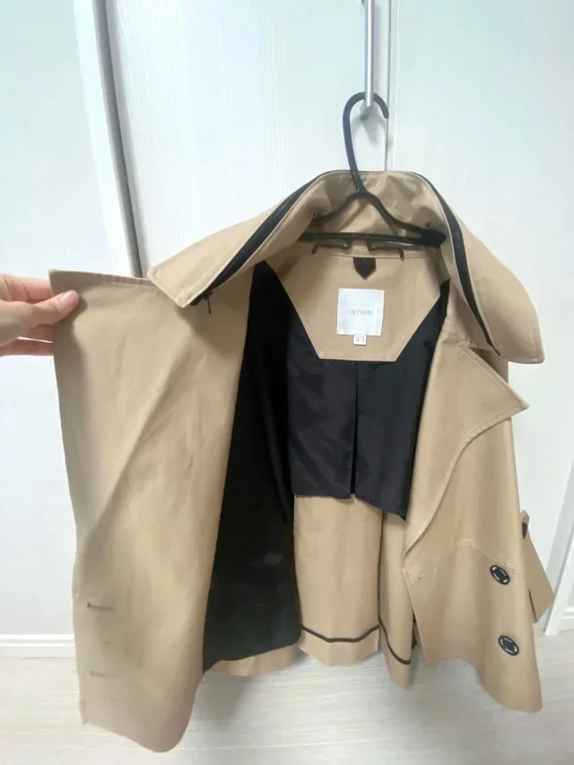 裏地あり。ベージュ×ブラックでパイピングみたいになっています。可愛い