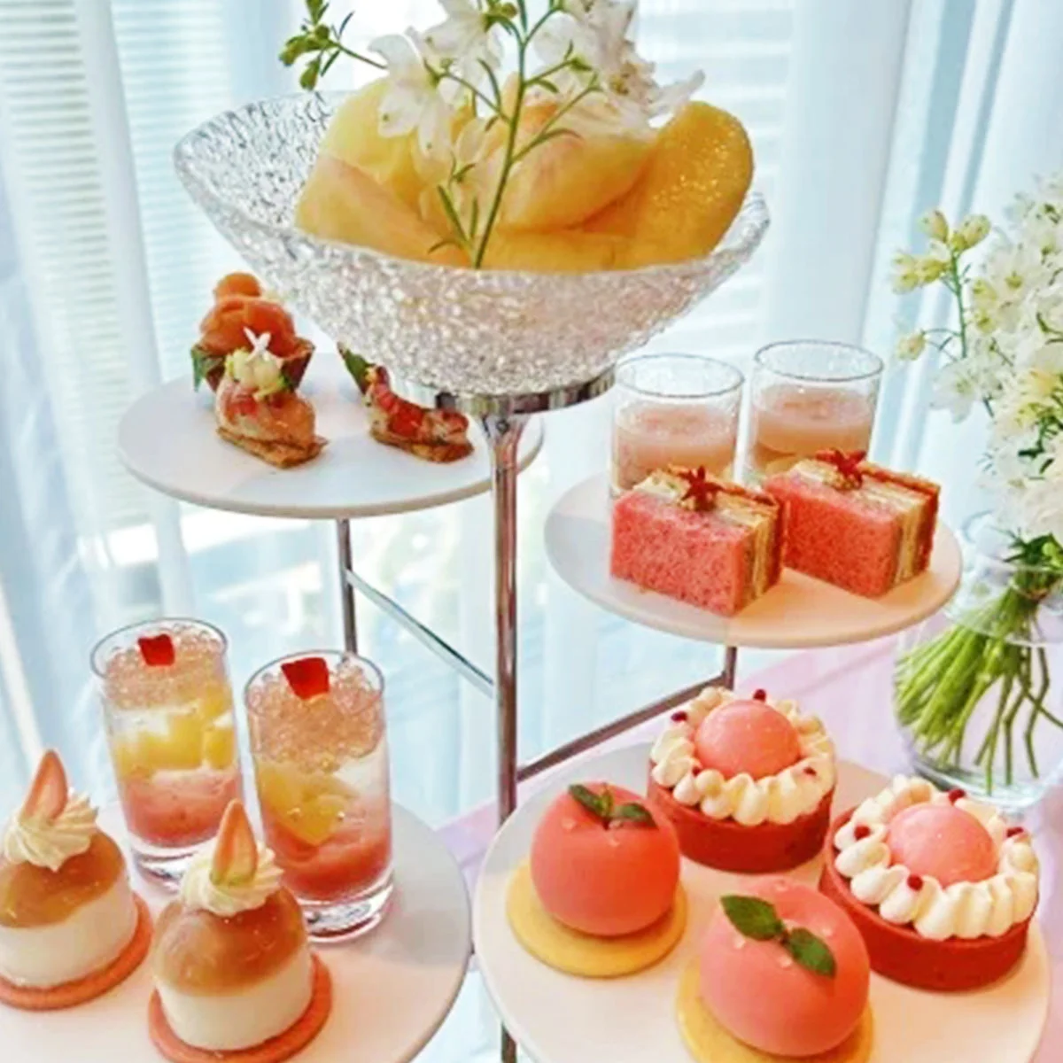 夏限定アフタヌーンティー４選。ラグジュアリーホテルで“涼”を味わう大人のご褒美時間