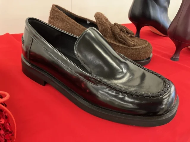 【2025秋冬購入品】“今日の足元迷わない”を叶えてくれる「ペリーコサニー」の万能ローファー_1_6