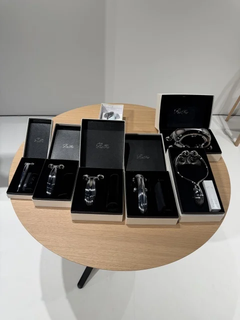 今年はホームケアに投資する！　Rifa初・EMS搭載の「リファカラットリフト」体験レポート_1_5-2