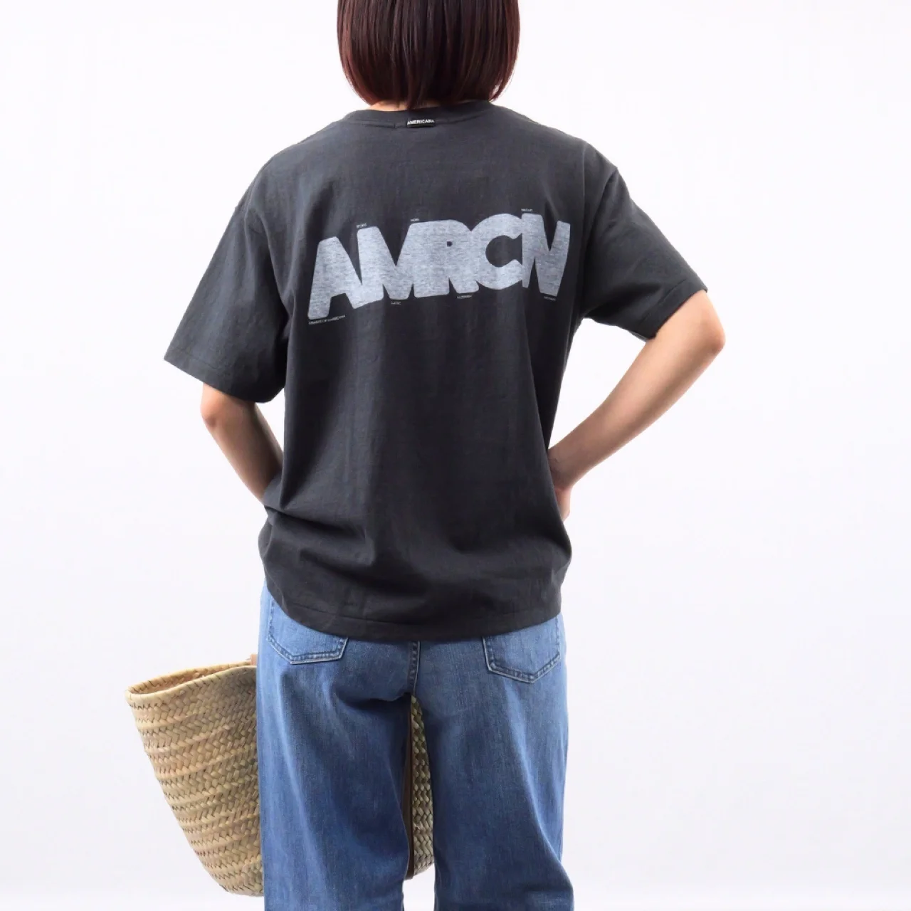 アメリカーナ　ラフィー丸胴 バックプリントT　バックの着画