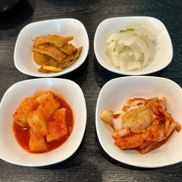 新大久保　韓国料理　韓国　韓流　ともこ　もやしクッパ　マッコリ