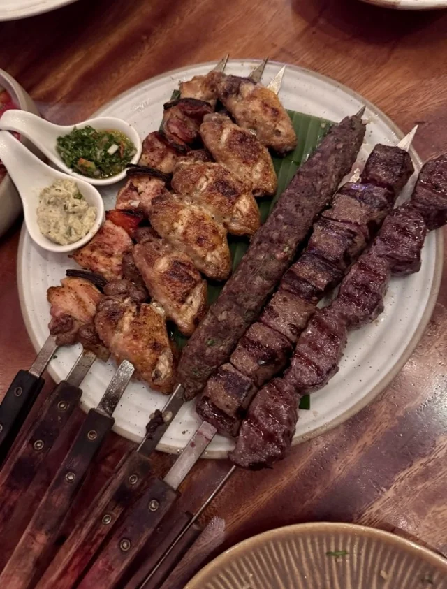 バンコク　レストラン　ママ・ドロレス　Mama Dolores