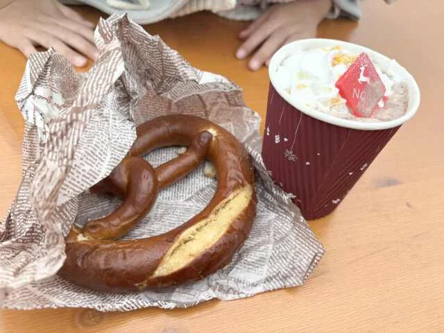 【東京クリスマスマーケット2025】神宮外苑いちょう並木も楽しめる_1_12