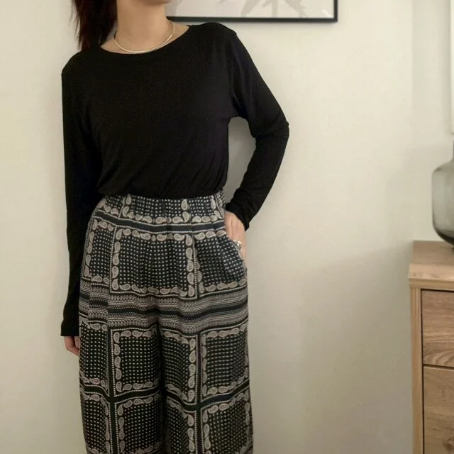 ユニクロ　シアーT（コーデ１）