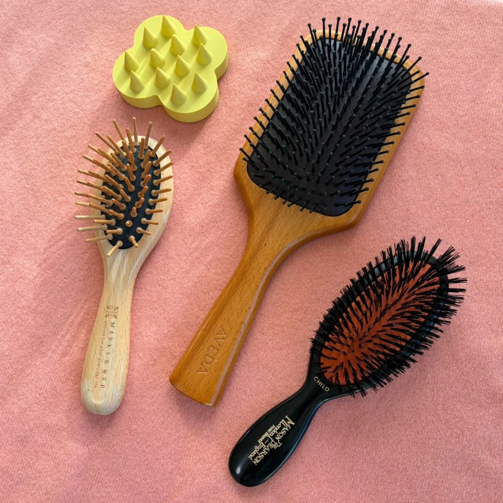 ヘアブラシ　４点