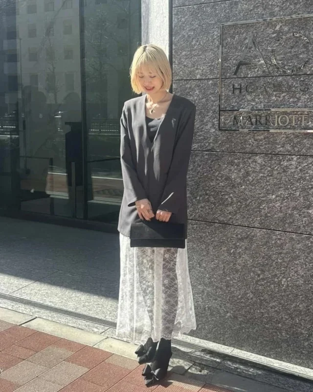 甘くならないレースコーデ。40代のための着こなしポイント【2026年春夏トレンド】_1_6-1