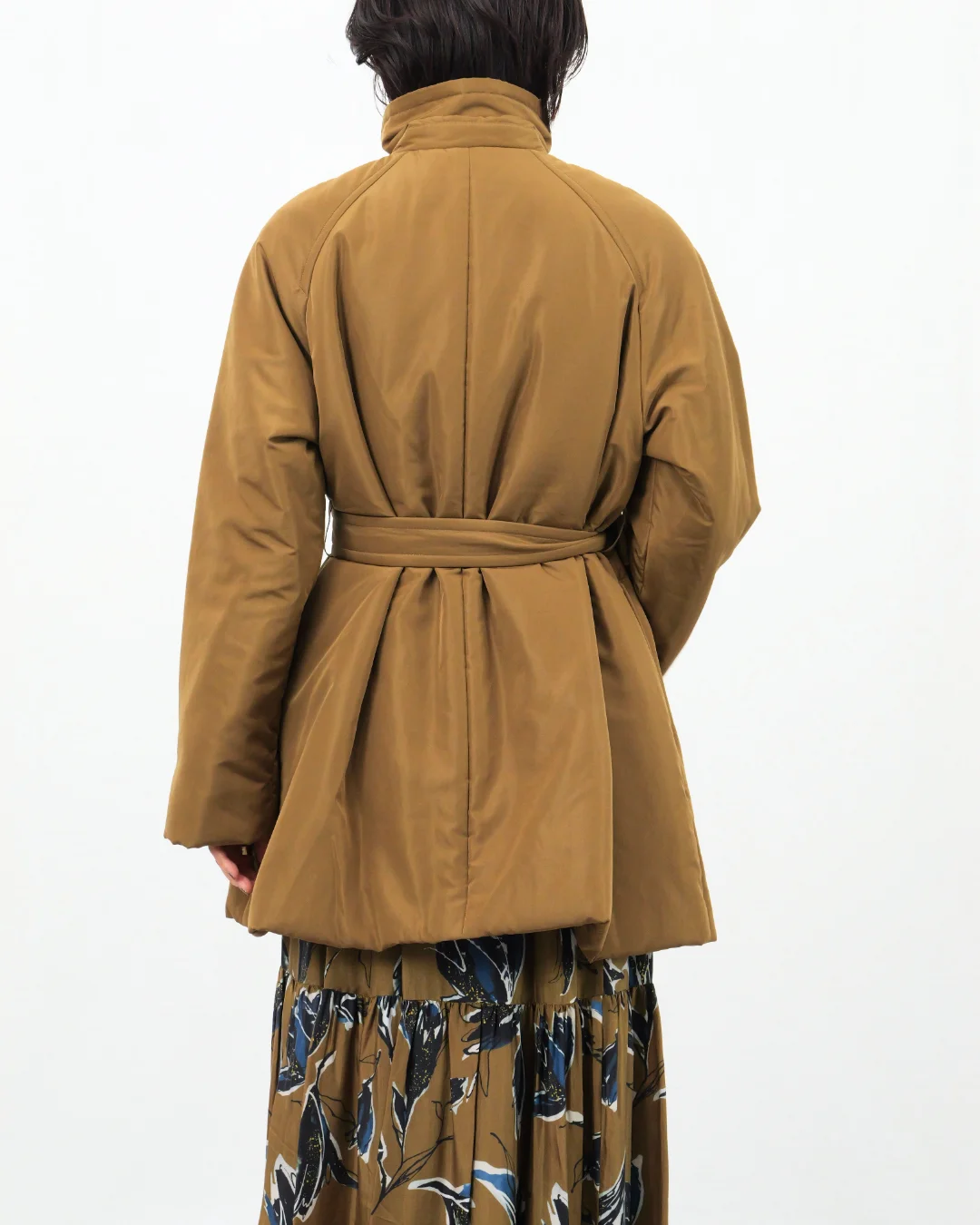 中綿ショートコート40代