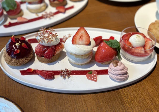 旬のブランド苺を大満喫！あまりん ストロベリー アフタヌーンティー_1_3