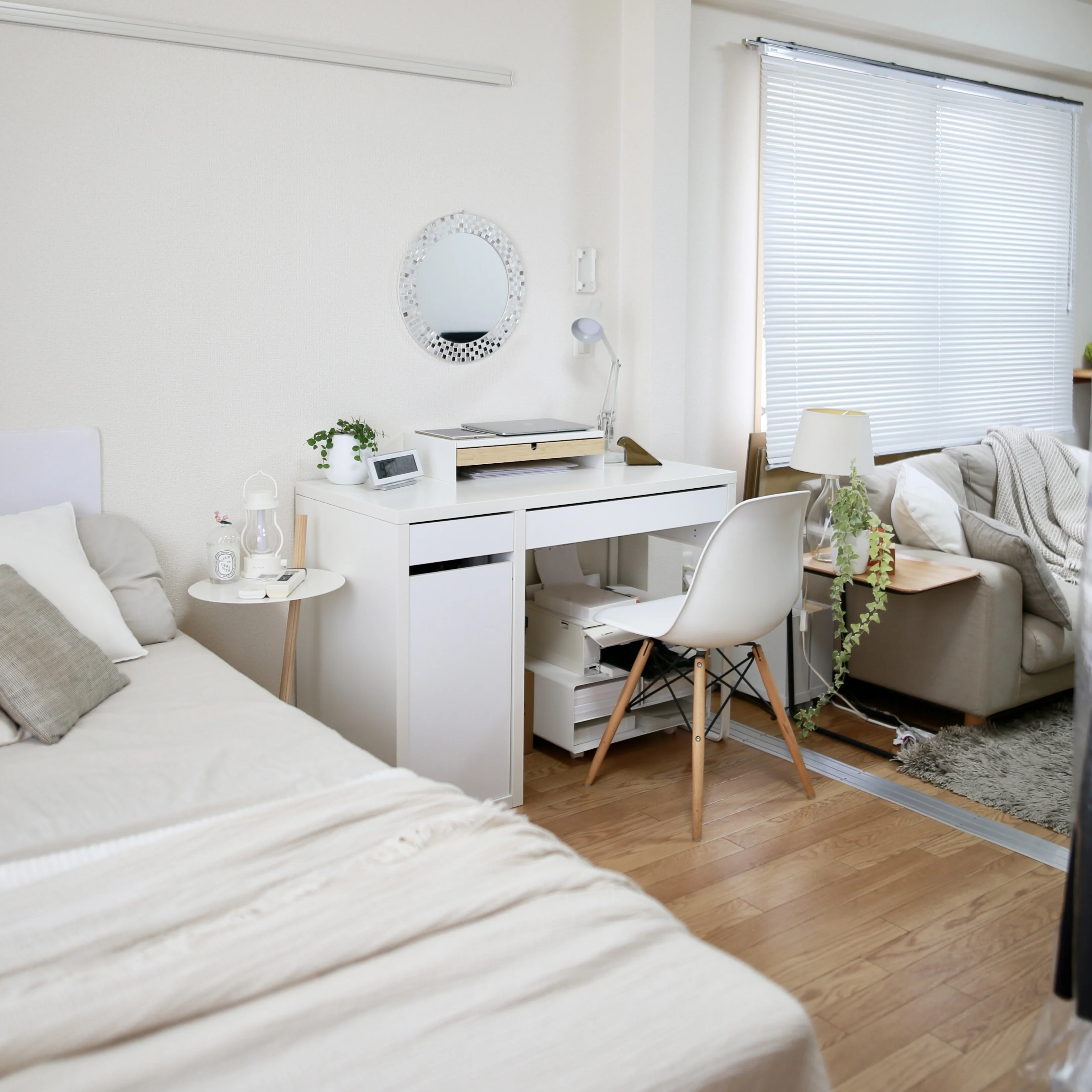 100均グッズ活用でスグに片づく部屋へ〜後編〜【bemiの「小柄シンプル」おしゃれ道#14】