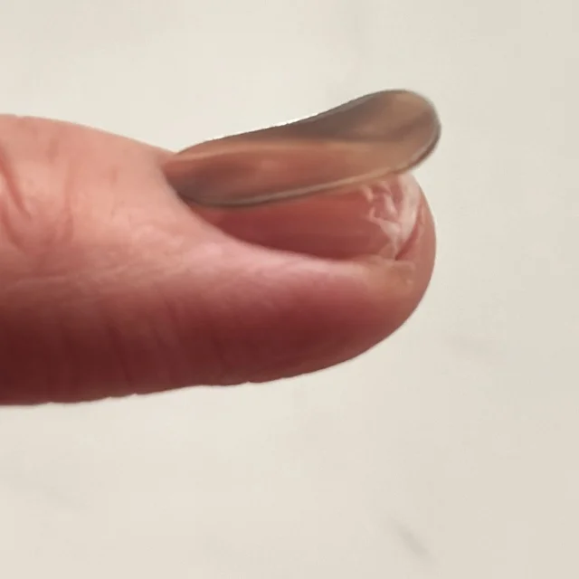 【ズボラ主婦必見】不器用で二枚爪な私が感動した「貼るだけ」カスタムネイル_1_5