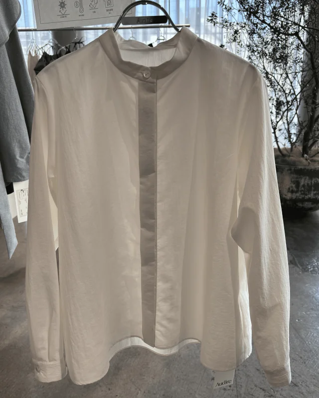 仕事と学校行事を一着で完結！品格を支える「アナウンサー服」が最強です【Audire】_1_5-3