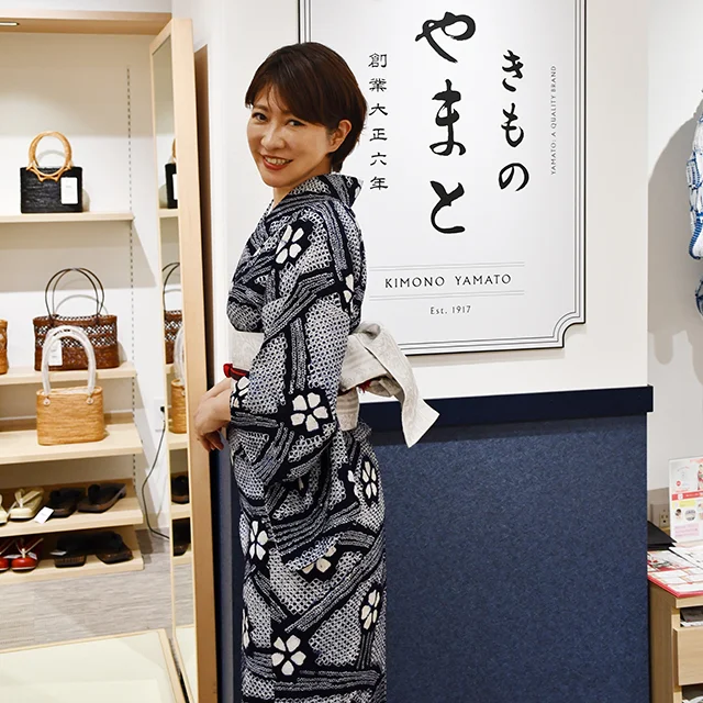 絞りの浴衣　大人浴衣　浴衣コーディネート　着付け教室　名古屋帯　半幅帯　きものやまと