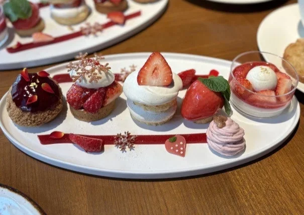 いちごが主役の大人スイーツ案内。人気ホテルのアフタヌーンティー＆手土産_1_14