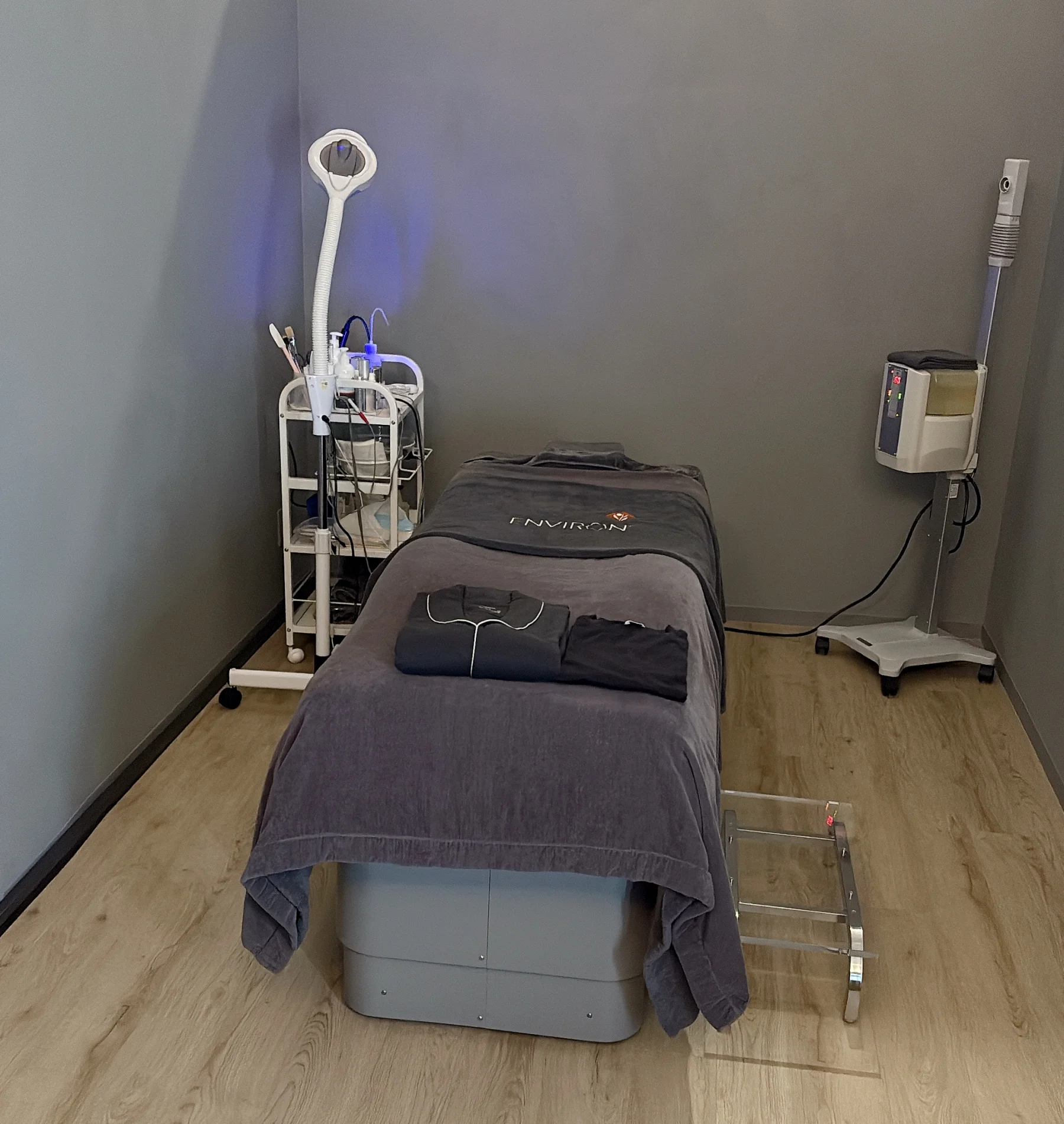 銀座の新ビューティスポット「エンビロンズ銀座」　トリートメントルーム　写真