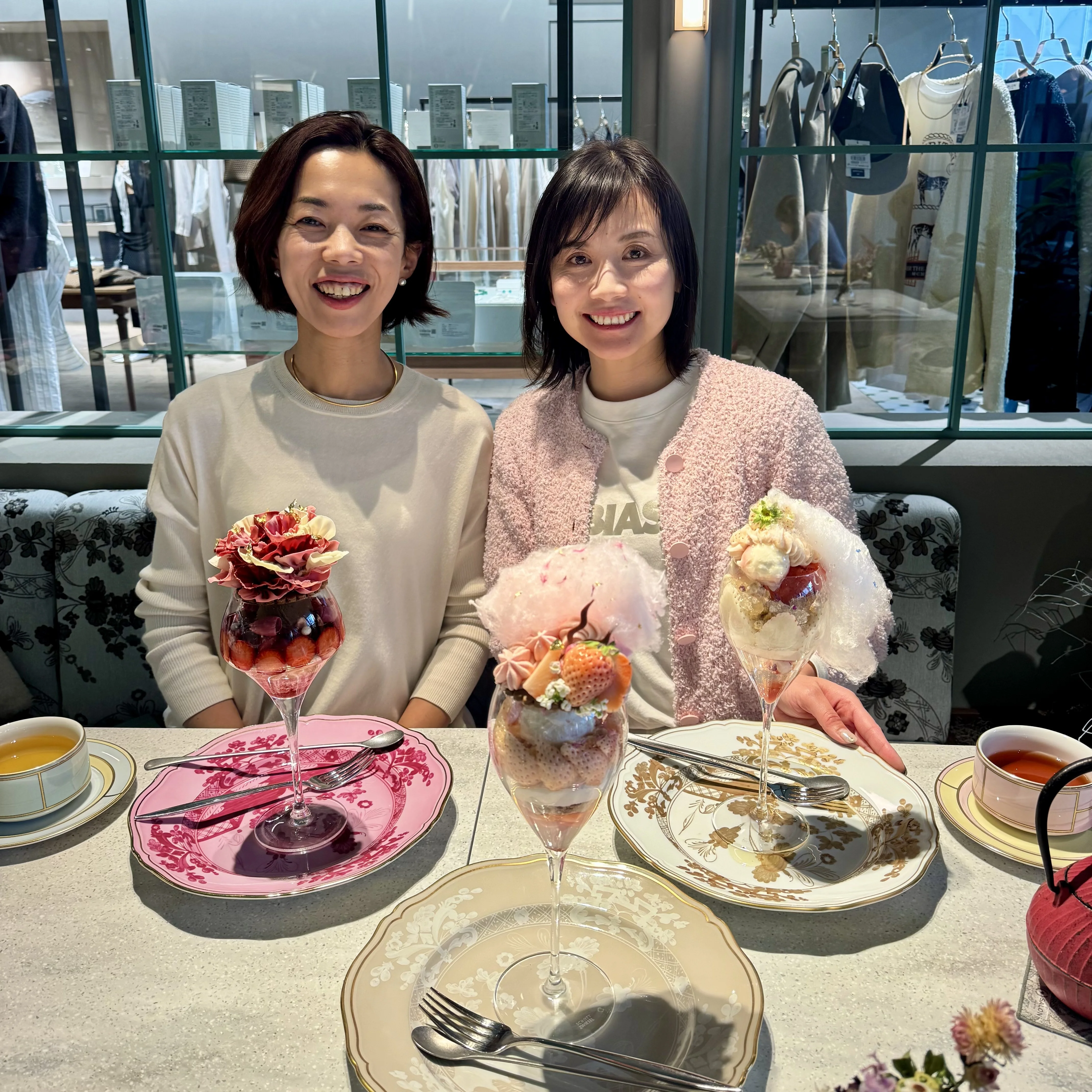 季節限定❗️ご褒美イチゴパフェ in恵比寿