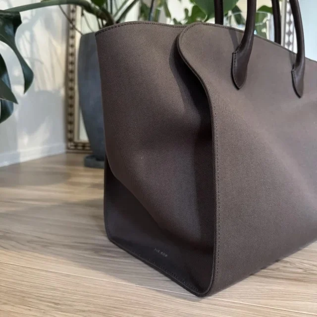 2025年秋冬“今季の相棒”バッグ&シューズ!美女組のリアルバイとコーデ術_1_3