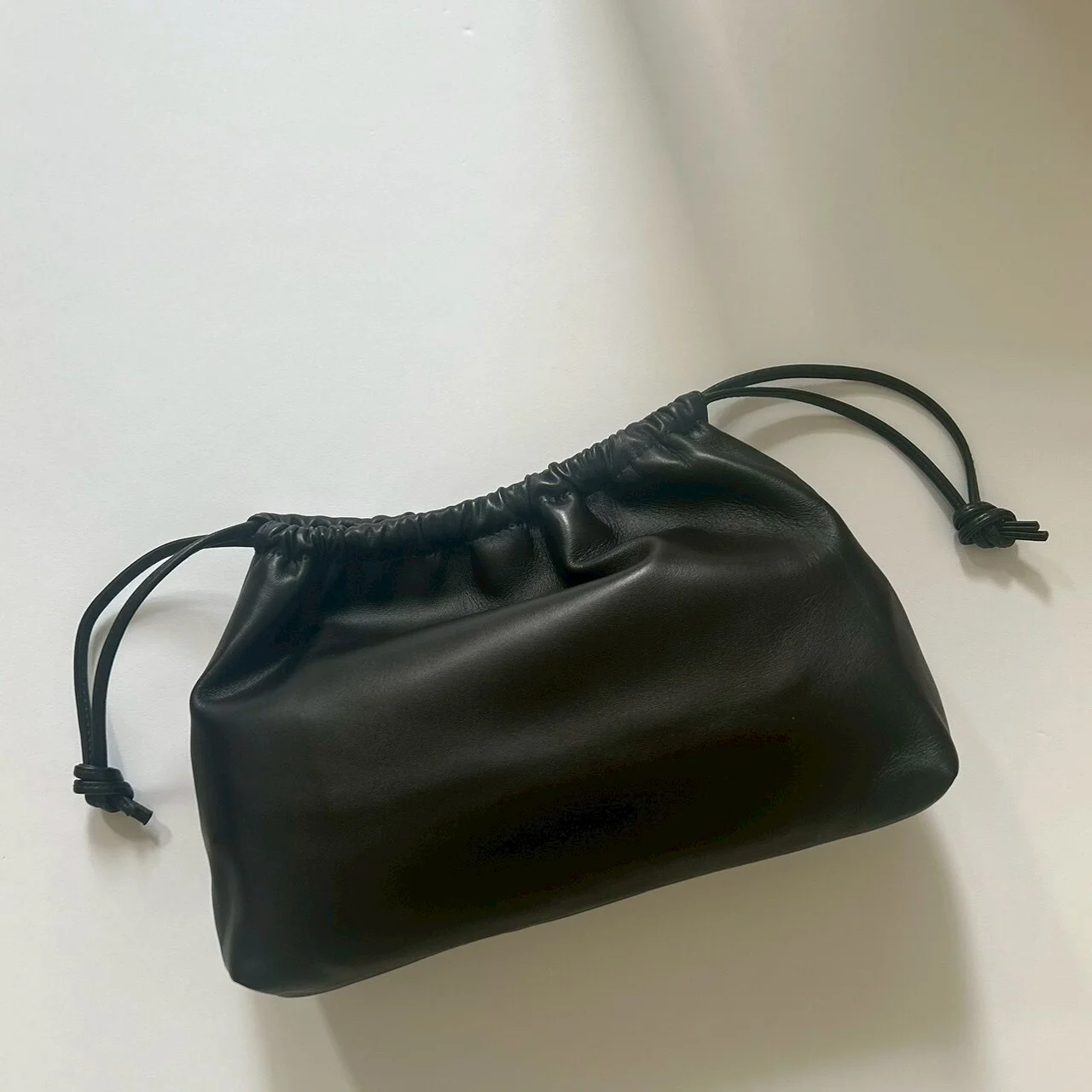 春のおしゃれはバッグから！２万円台で見つけた本革バッグ