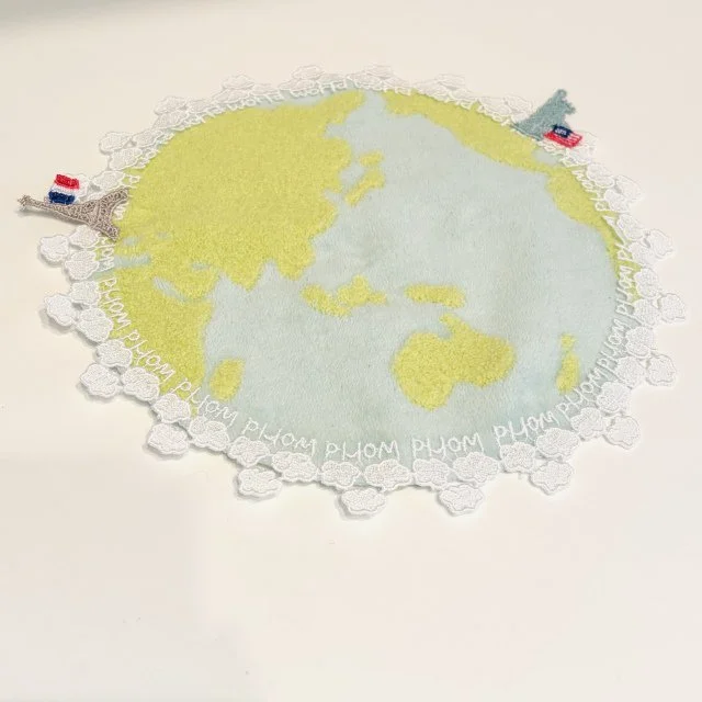 【近沢レース】日常に小さな遊びを!“楽しい”ハンカチのご紹介