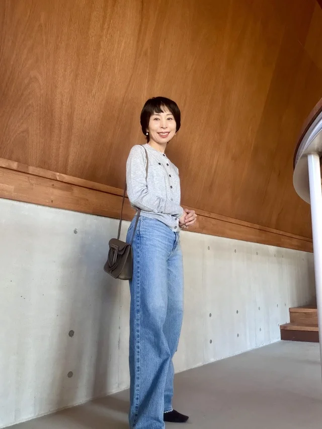 【美女組試着室】シーン別着回し3選！仕事も休日も迷わない、40代のためのニットセットアップ_1_7