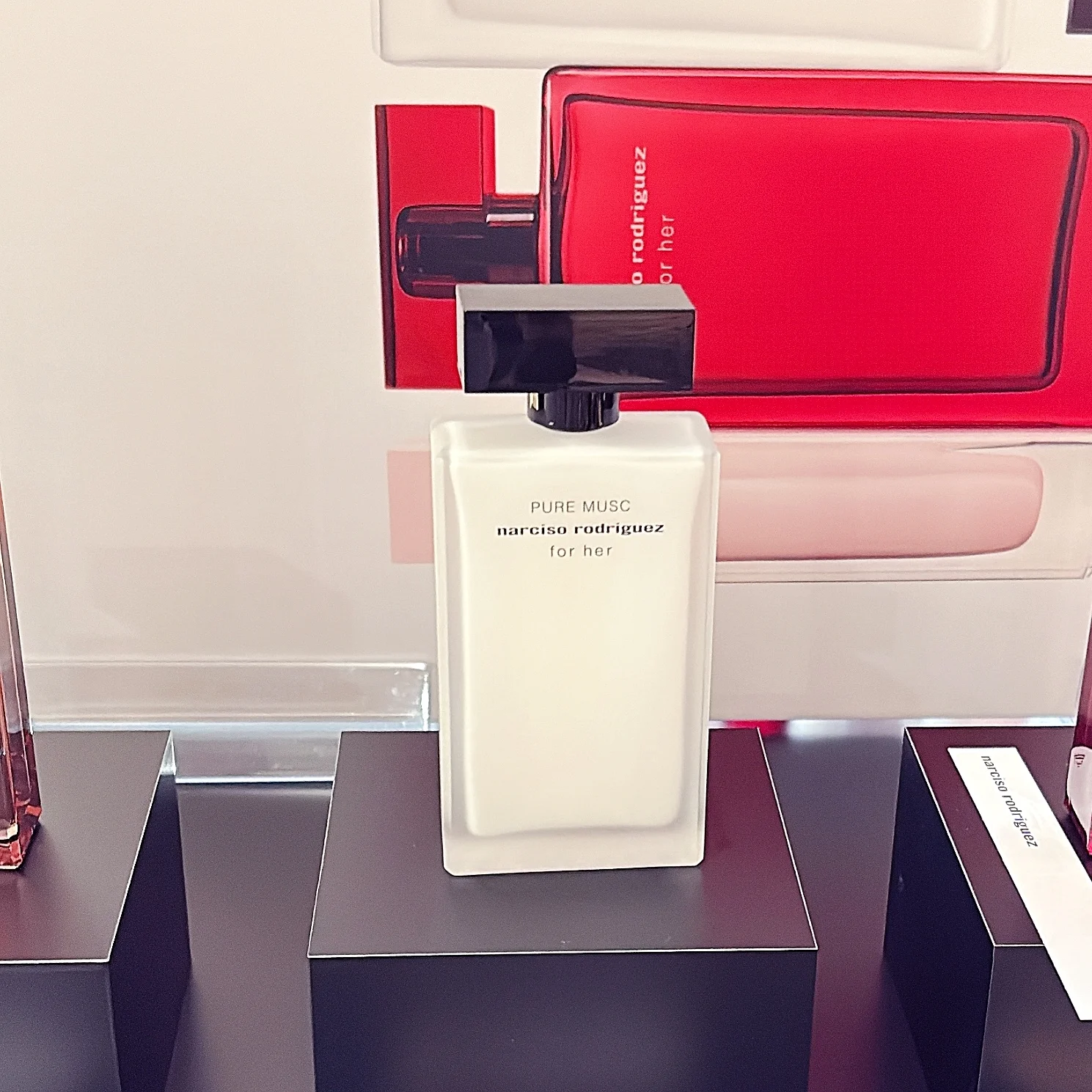 おすすめ 香水 フレグランス ナルシソ ロドリゲス フォーハー ピュア ムスク オードパルファム 10mL(トラベルスプレー)¥3630、30mL ¥11220、50mL ¥16830、100mL ¥22000/ナルシソ ロドリゲス パルファム