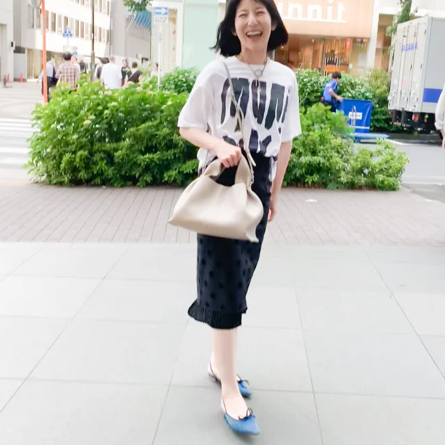 GINZA SIXでのイベントへ。Tシャツをちょいエレガントに着こなし【カジュアル派】