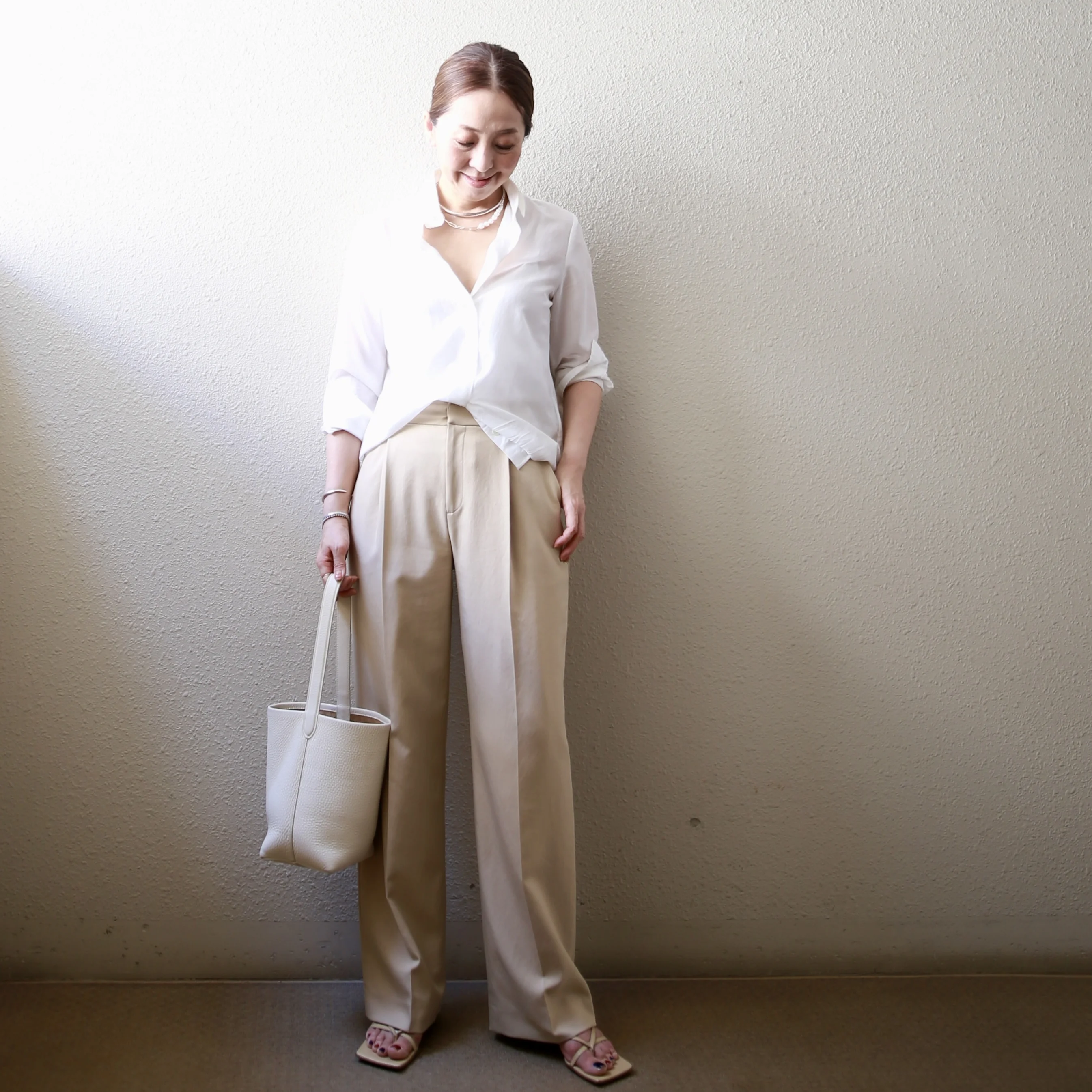 小柄コーデ　betoupe bottegaveneta therow GabrielaArtigas