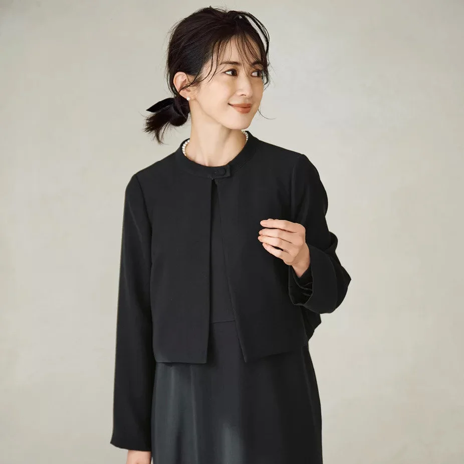 kaene（カエン）の  ブラックドレスが万能すぎる!