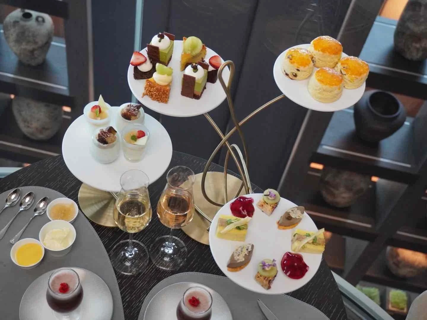 アフタヌーンティーのご予約はこちらから