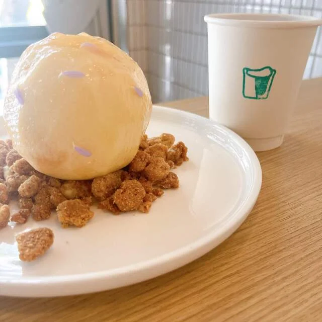 The Pastry & Co. Peach桃