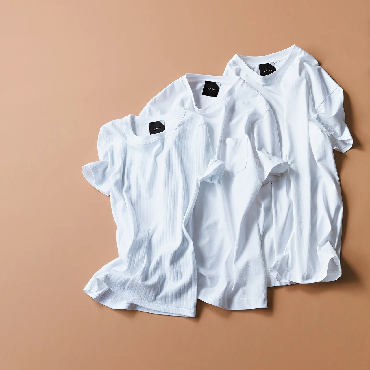 白いトップスを新調するなら、このシャツとTシャツ！_1_1-2