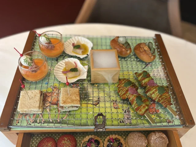 甘いだけじゃない、お肉も楽しめるホテルアフタヌーンティー_1_7