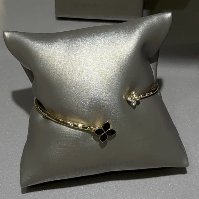 ロベルトコイン　カルーセル